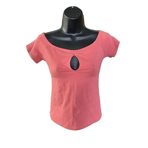 NWT Express Womens Peep Hole Top Size Small Coral Color Casual Short Sleeve Boho - Picture 1 of 12